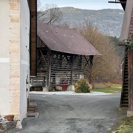 - * Vorderberg